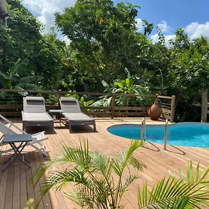 Locastudio - Carambole Sainte-Anne (Grande-Terre)
